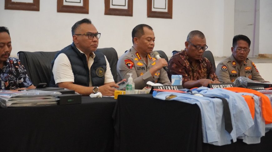Polrestabes Surabaya Amankan Puluhan Orang Terkait Scamming
